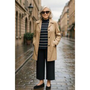 Chicos Travelers Black Stretchy Knit Pull-on Crop pants size 0 Small